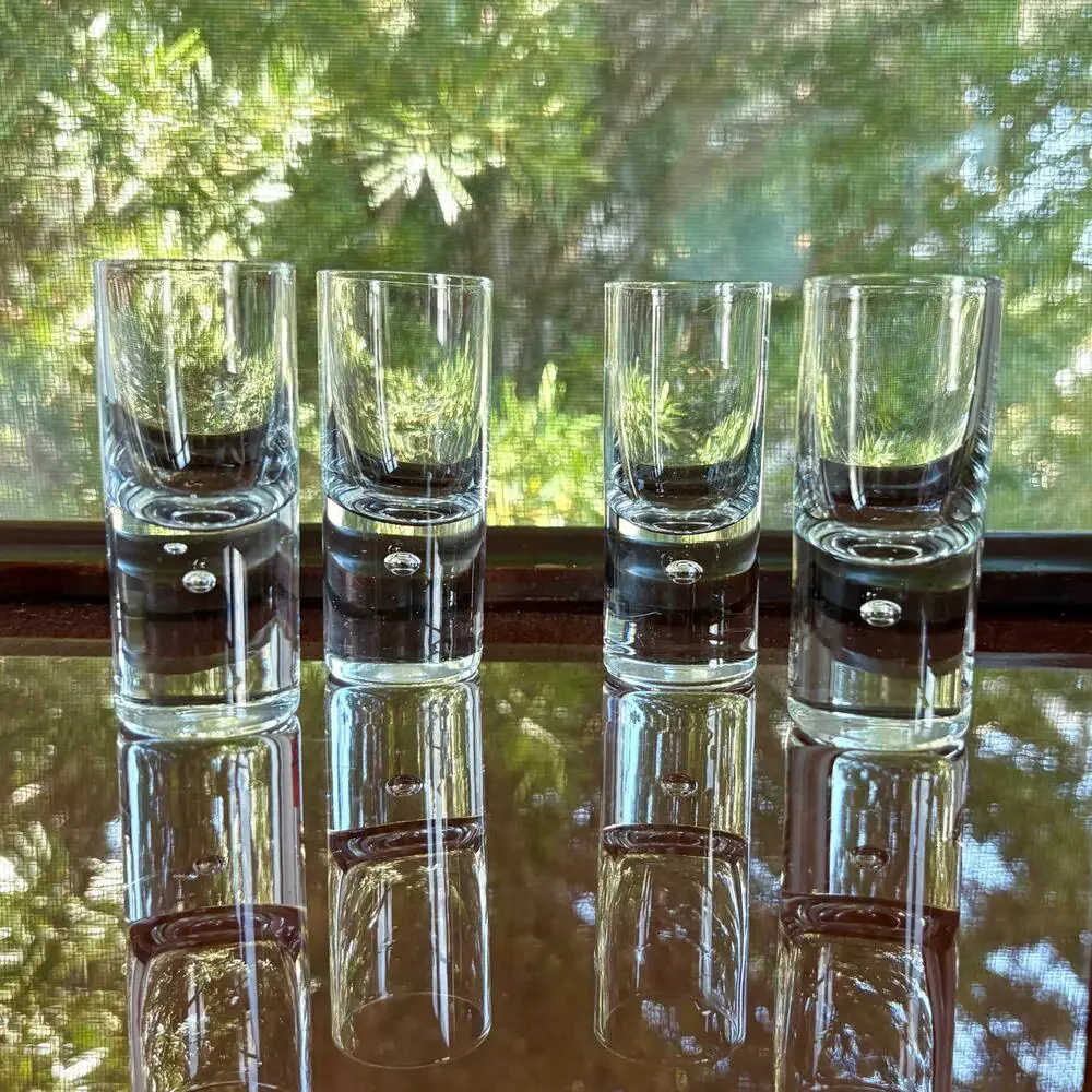 Kosta Boda Pippi Shot Glasses Set of 4 Clear Control Bubble Sweden